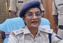 पटना सचिवालय में फर्जी अधिकारी बनकर नौकरी दिलाने का खेल, दो गिरफ्तार; पुलिस वर्दी और फर्जी नियुक्ति पत्र बरामद